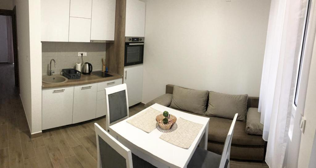 Apartmani Cupara Тиват Экстерьер фото
